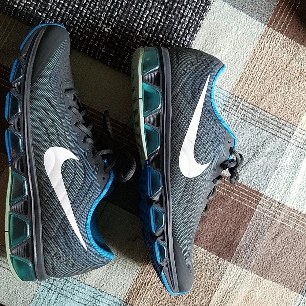 Nike Tailwinds